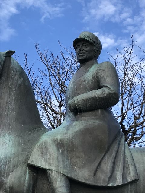 ローザンヌにあるギザン将軍の像