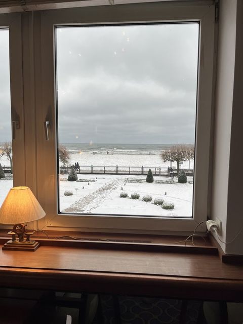 グランドホテルから見えるバルト海と海岸