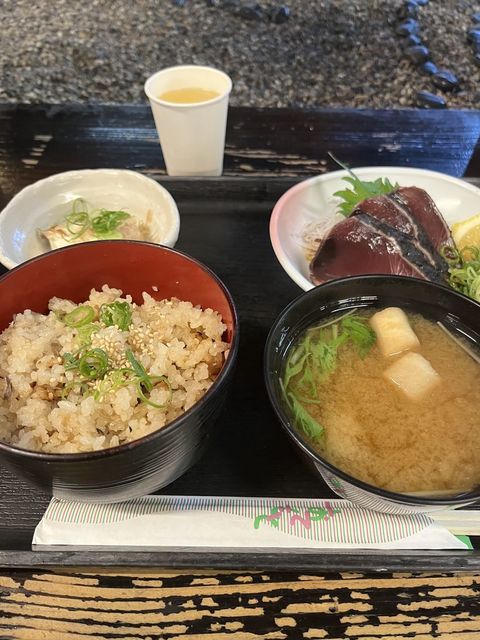 カツオのたたき定食